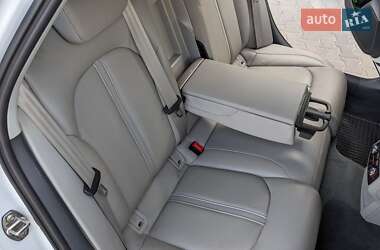 Универсал Audi A6 2015 в 