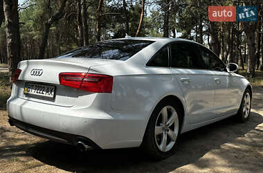 Седан Audi A6 2012 в 