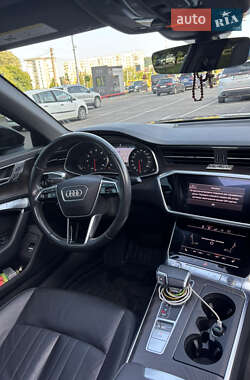 Седан Audi A6 2019 в 