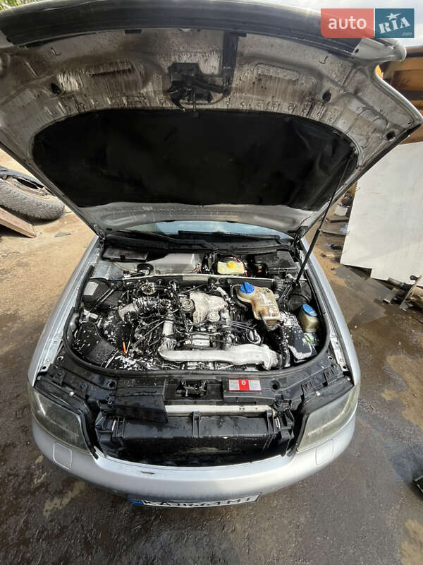 Универсал Audi A6 2003 в Василькове