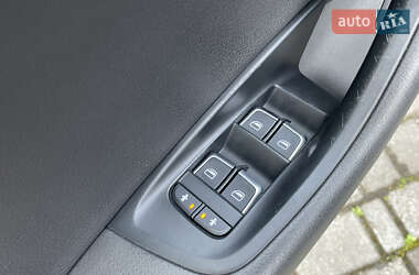 Седан Audi A6 2012 в 