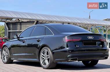 Седан Audi A6 2015 в 