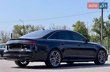 Седан Audi A6 2015 в 