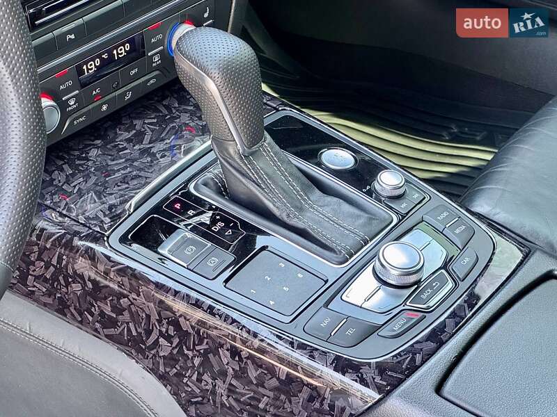 Седан Audi A6 2015 в Запорожье