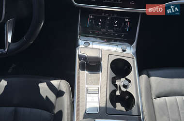 Седан Audi A6 2021 в 