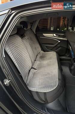 Седан Audi A6 2022 в 