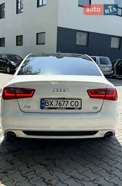 Седан Audi A6 2012 в 