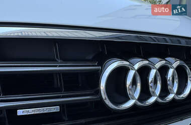 Седан Audi A6 2012 в 