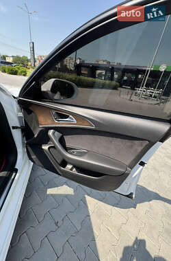 Седан Audi A6 2012 в 