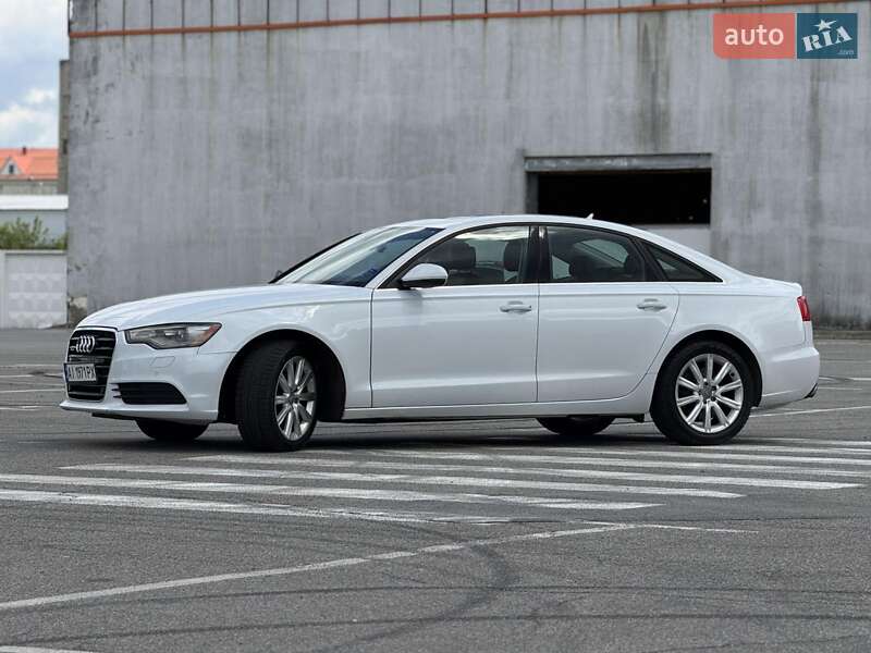 Седан Audi A6 2014 в Киеве