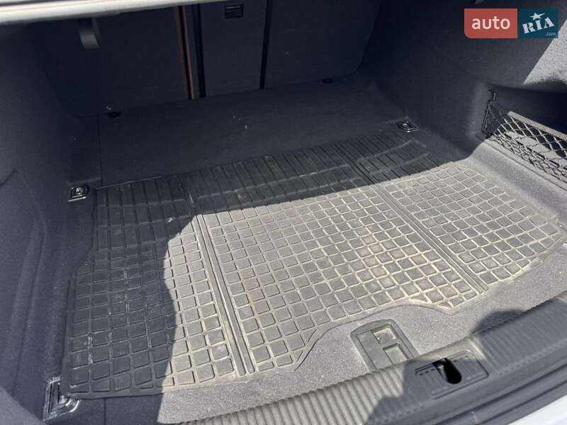 Седан Audi A6 2014 в Киеве