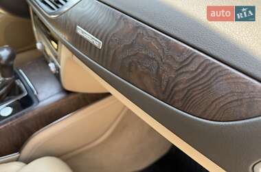 Седан Audi A6 2012 в 