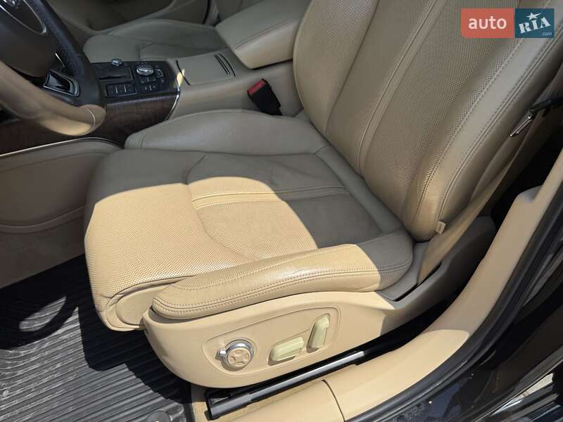 Седан Audi A6 2012 в Виннице