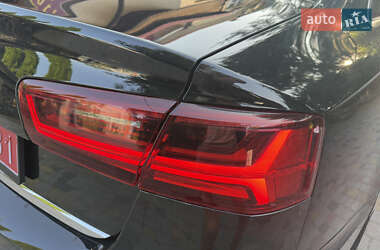 Седан Audi A6 2015 в 