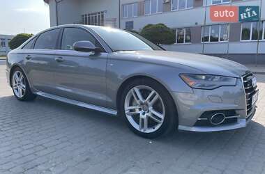 Седан Audi A6 2015 в 