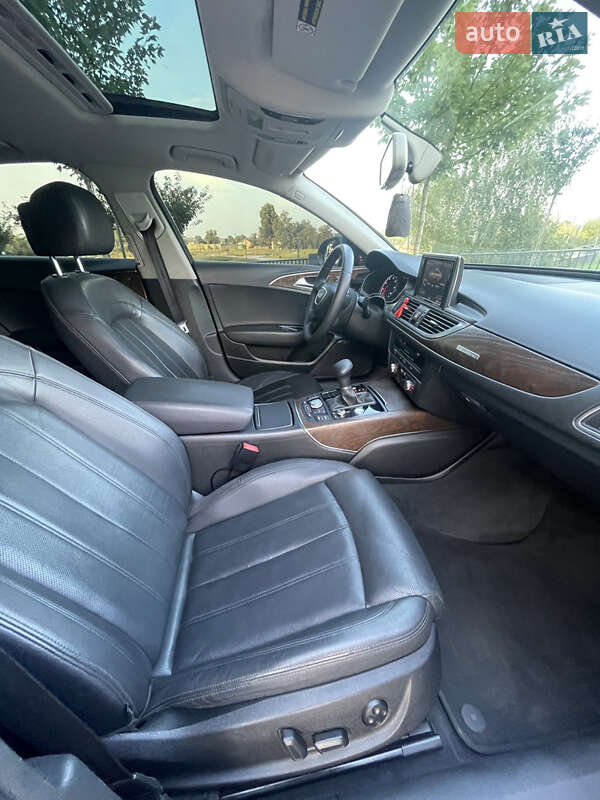 Седан Audi A6 2014 в Киеве