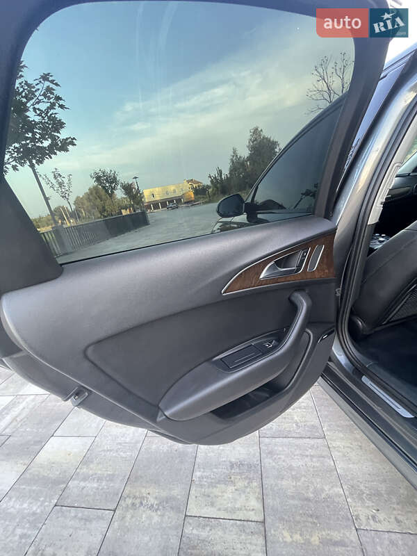Седан Audi A6 2014 в Киеве