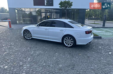 Седан Audi A6 2016 в 