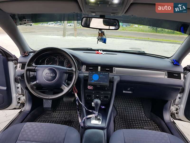 Седан Audi A6 2002 в Самборе