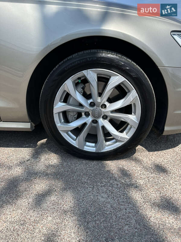 Седан Audi A6 2015 в Житомире