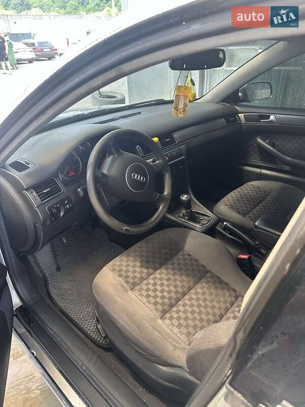 Универсал Audi A6 2002 в Ужгороде
