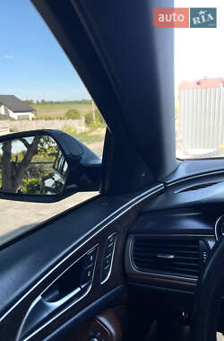 Седан Audi A6 2012 в 