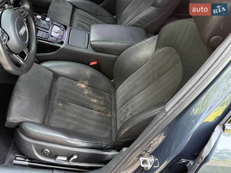 Седан Audi A6 2015 в Киеве