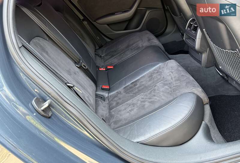 Седан Audi A6 2015 в Киеве