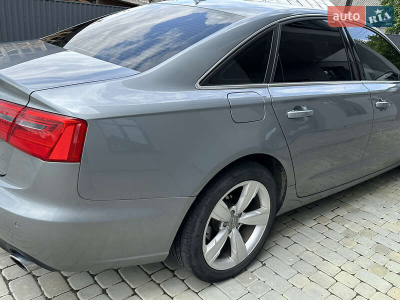 Седан Audi A6 2012 в Добросині