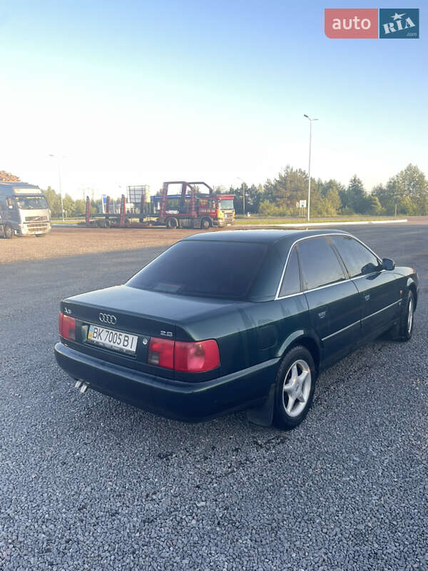 Седан Audi A6 1997 в Рокитном
