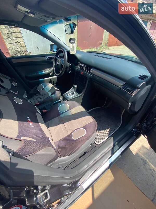 Седан Audi A6 2000 в Новоднестровске