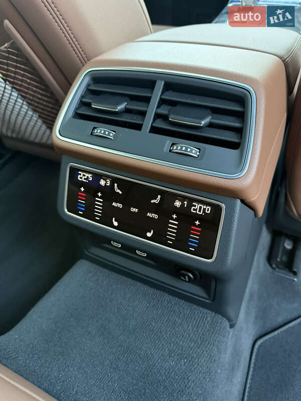 Седан Audi A6 2022 в Киеве