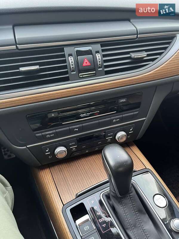 Седан Audi A6 2015 в Киеве