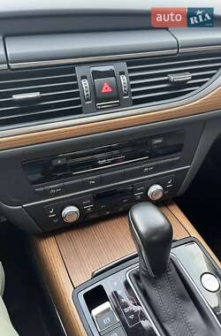 Седан Audi A6 2015 в 