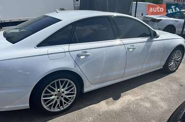 Седан Audi A6 2015 в 