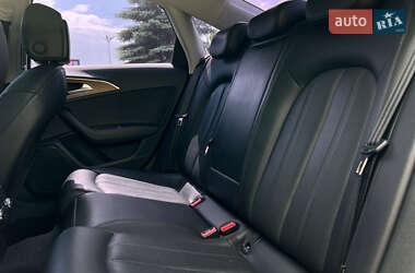 Седан Audi A6 2015 в 