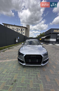 Седан Audi A6 2017 в 