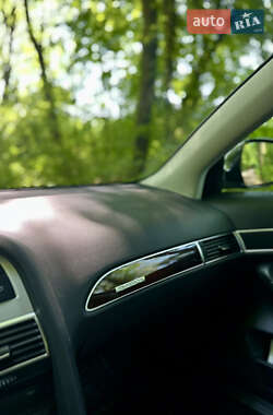 Седан Audi A6 2010 в 