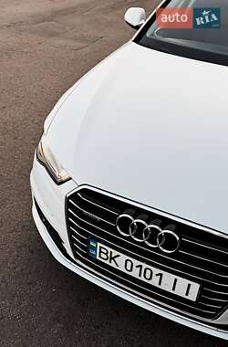 Седан Audi A6 2016 в 