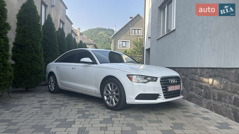 Седан Audi A6 2014 в 