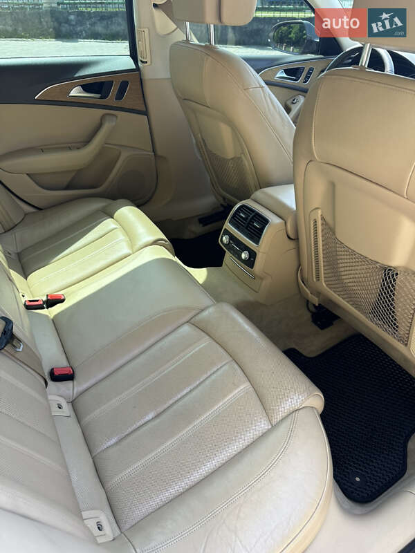 Седан Audi A6 2012 в Володимирці