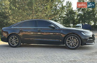Седан Audi A6 2014 в 
