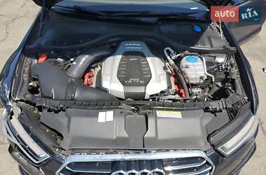 Седан Audi A6 2016 в 