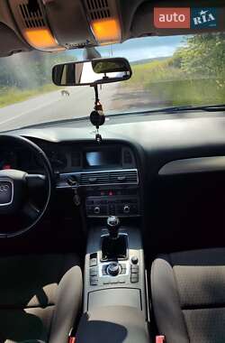 Седан Audi A6 2004 в 