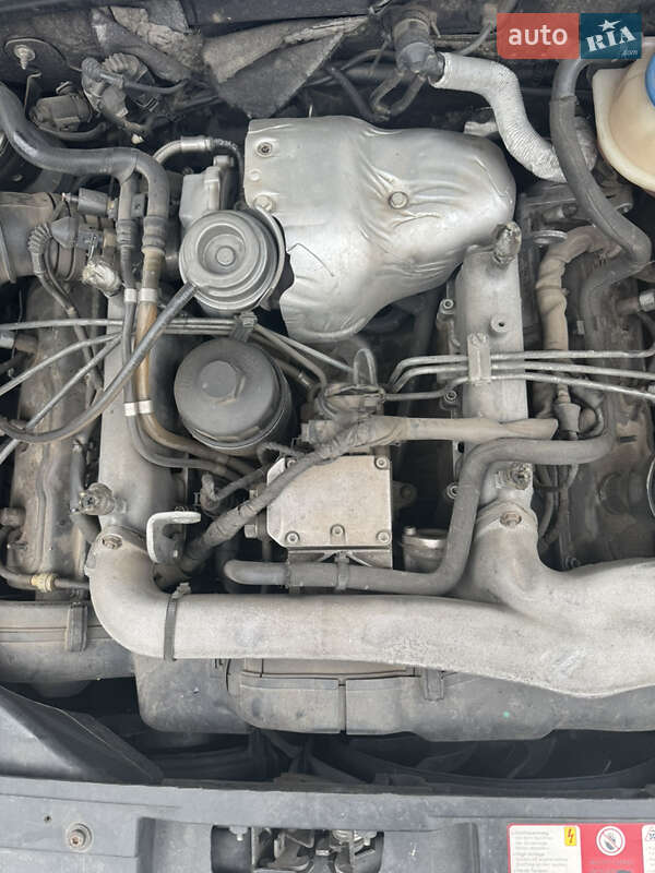 Универсал Audi A6 2003 в Чернигове