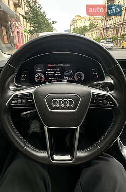 Седан Audi A6 2018 в 