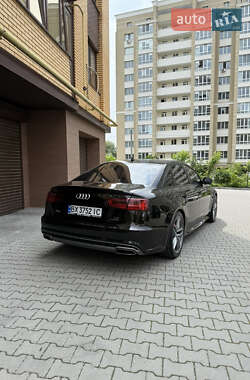 Седан Audi A6 2015 в 