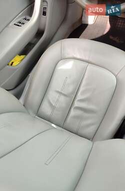 Седан Audi A6 2013 в 