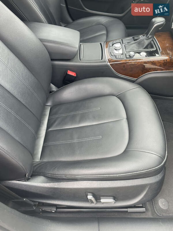 Седан Audi A6 2015 в Киеве