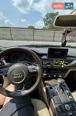 Седан Audi A6 2012 в 